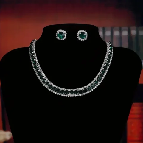 Modern Light Weight Green Jewelry Set with Artifical Diamonds
